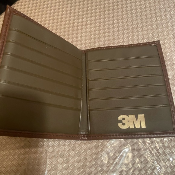 VINTAGE 3 M  BROWN  WALLET - Picture 1 of 5